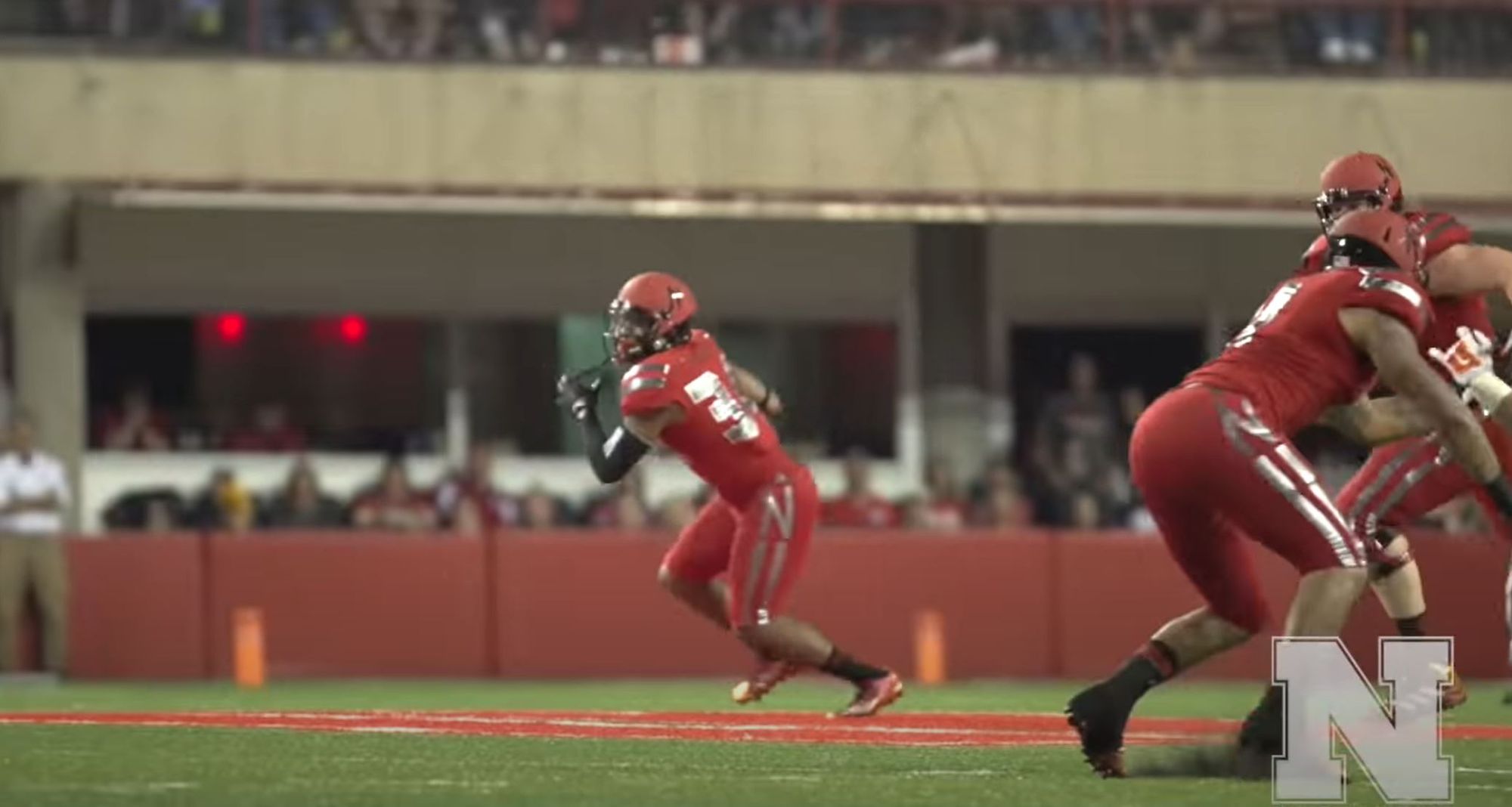 Bo Pelini models Nebraska's shocking all-red uniforms